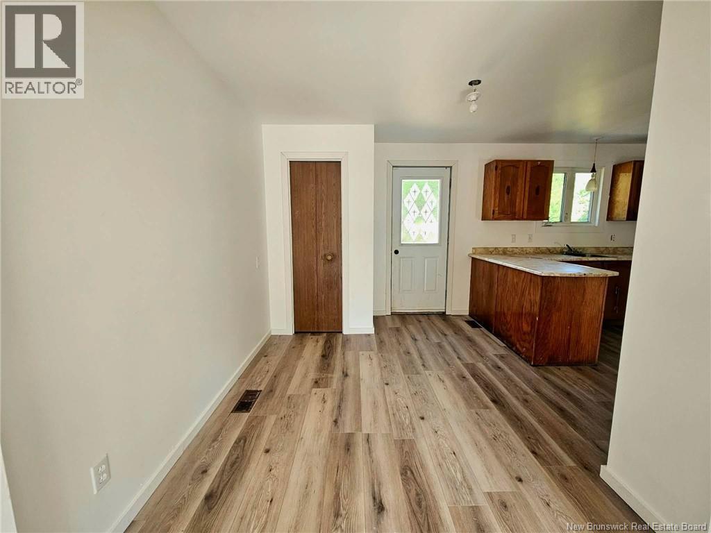 144 Stymiest Property Photo 5