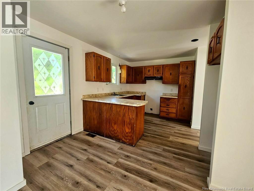 144 Stymiest Property Photo 6