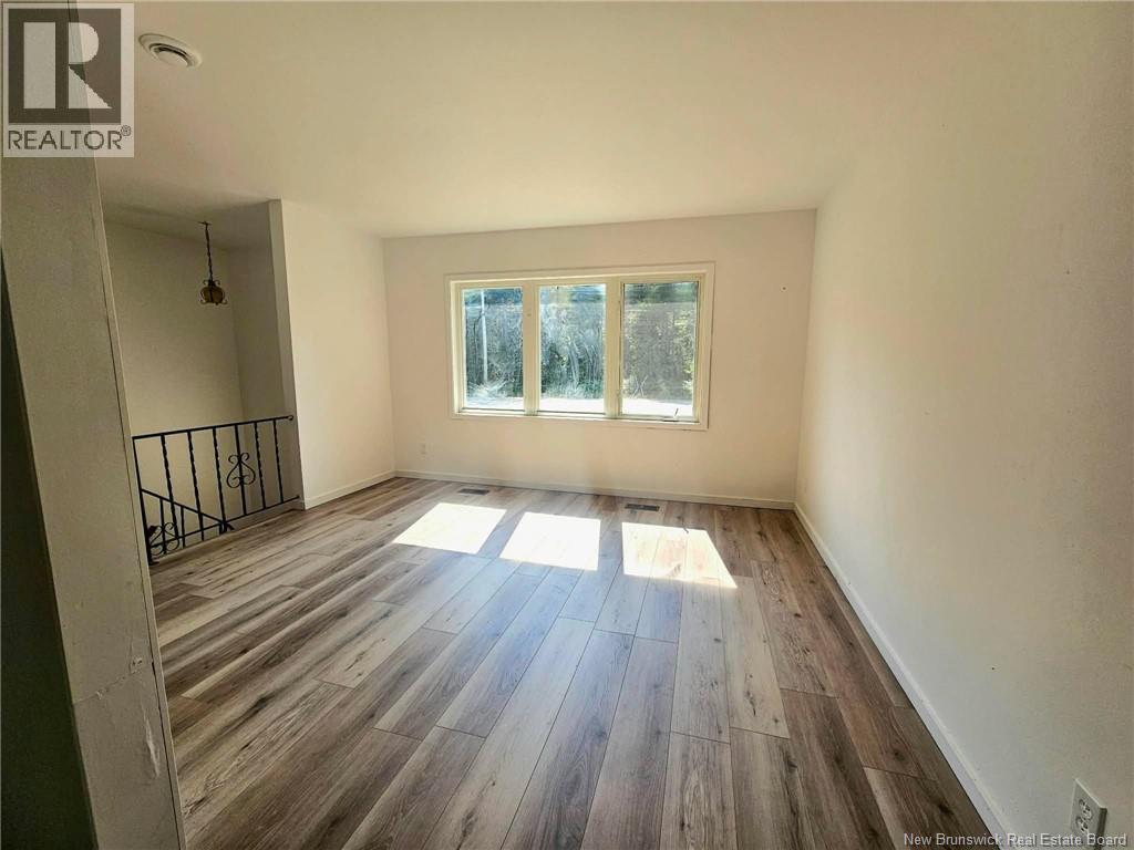 144 Stymiest Property Photo 10