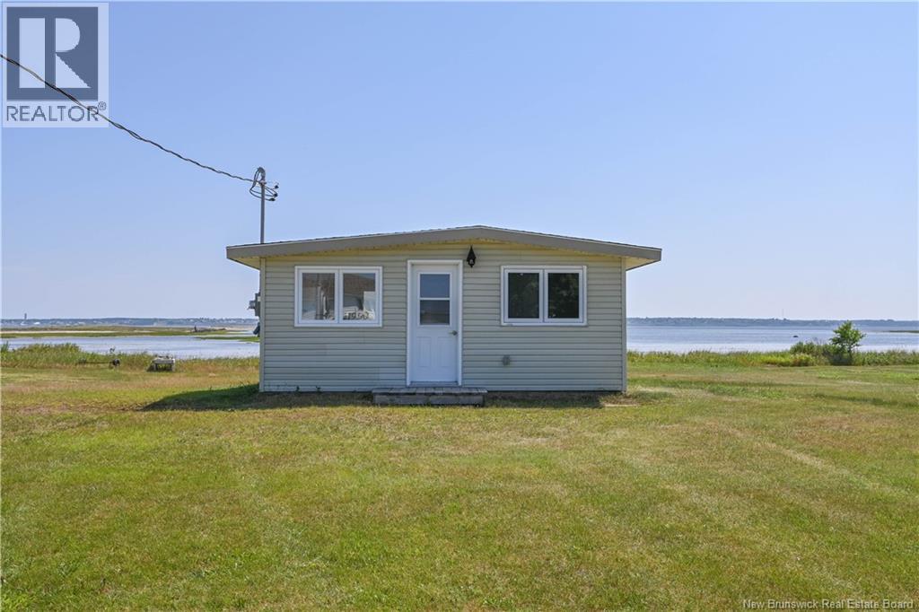 1990 Chatillon Street Property Photo 2