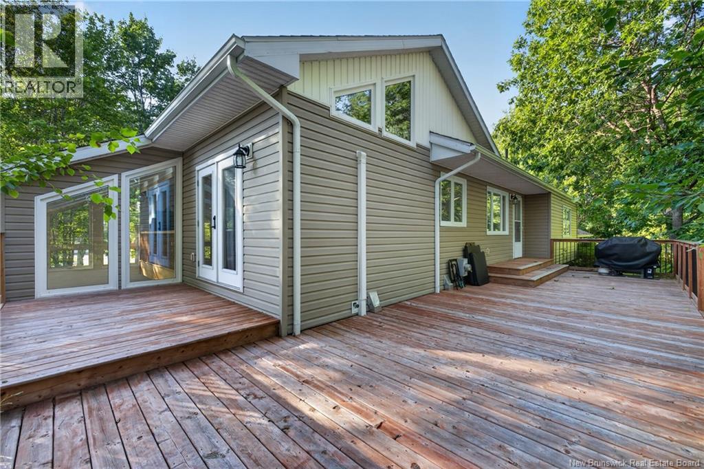 410 Densmore Street Property Photo 4