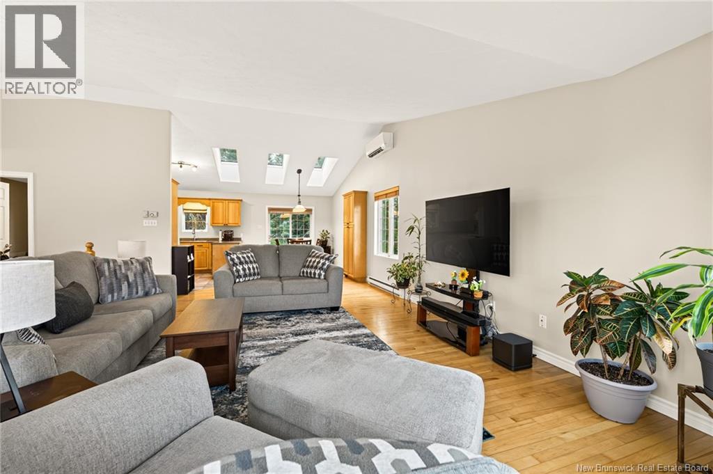 11 Marin Street Property Photo 6