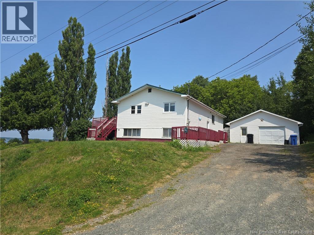 1063 Tower Hill Property Photo 1