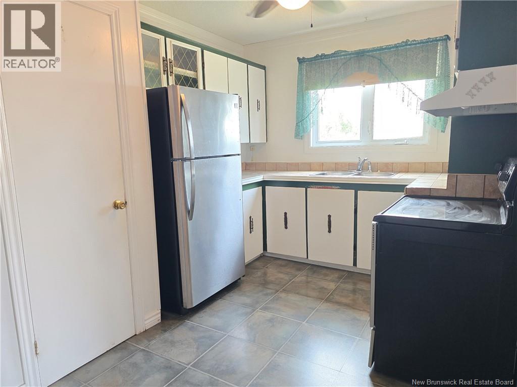 1063 Tower Hill Property Photo 12