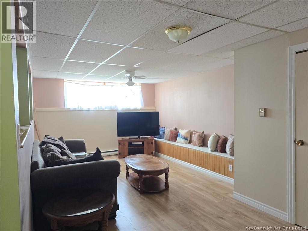 1063 Tower Hill Property Photo 28