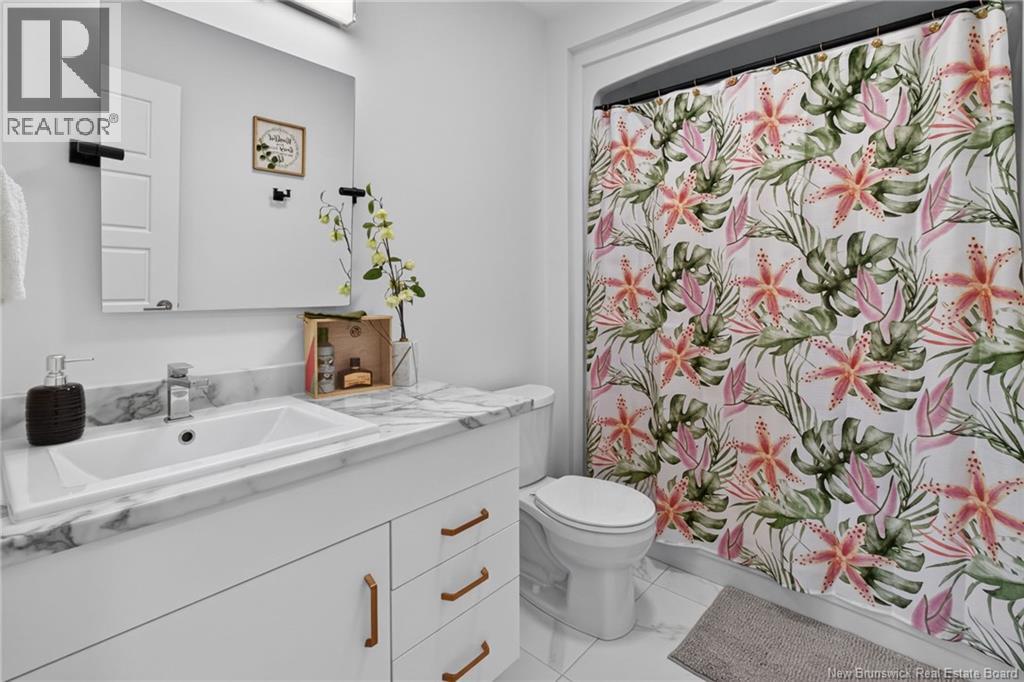 32 Luxor Drive Property Photo 26