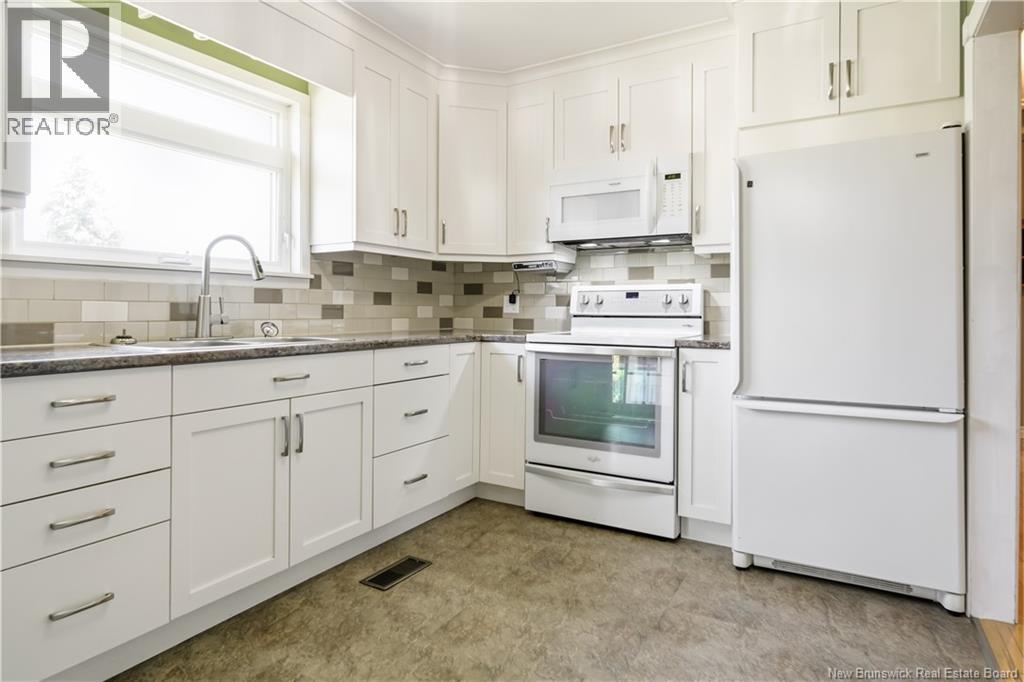 9 First Avenue Property Photo 5