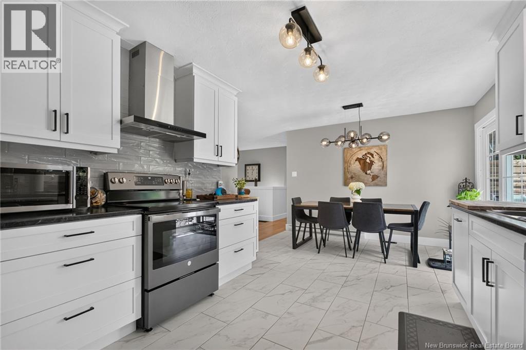 14 Cabot Drive Property Photo 3