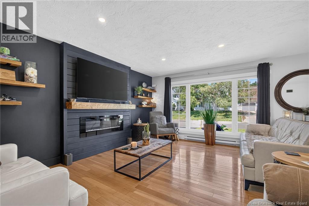 14 Cabot Drive Property Photo 8