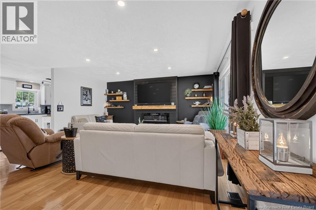 14 Cabot Drive Property Photo 12