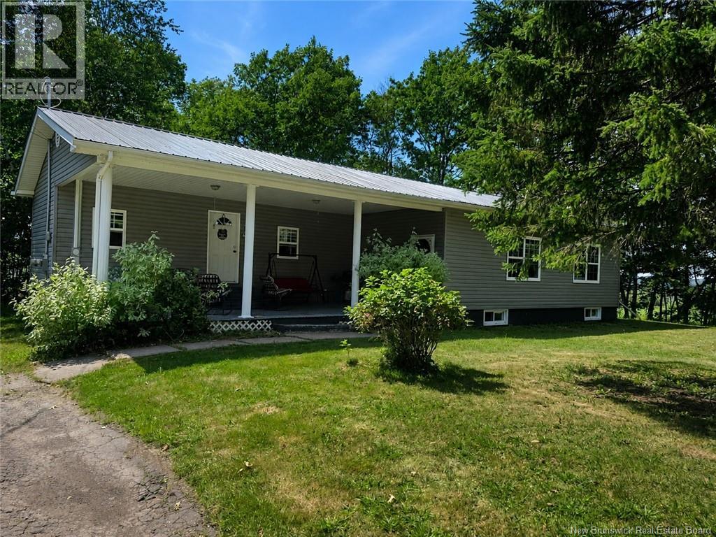 684 Principale Street Property Photo 3