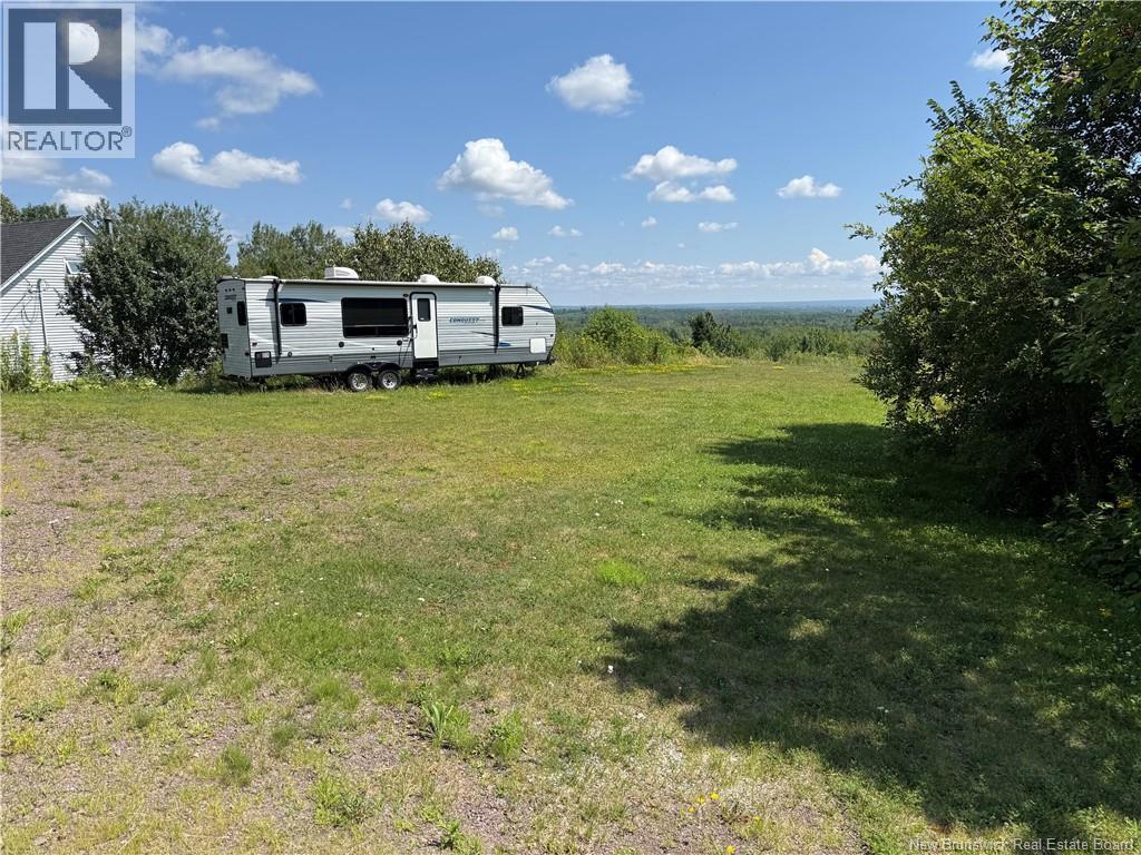 440 Front Mountain Property Photo 3