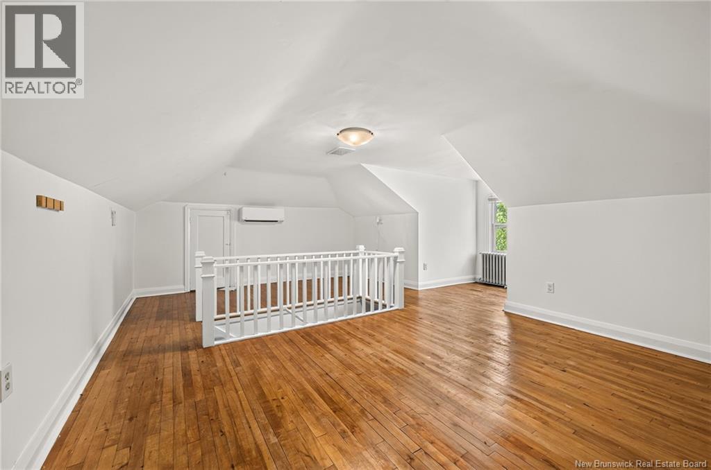 72-74 Burlington Avenue Property Photo 20