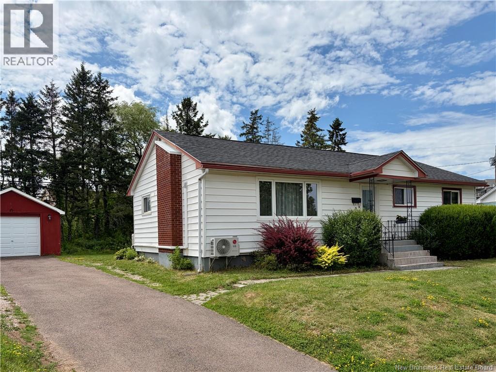 100 Leeside Drive Property Photo 1
