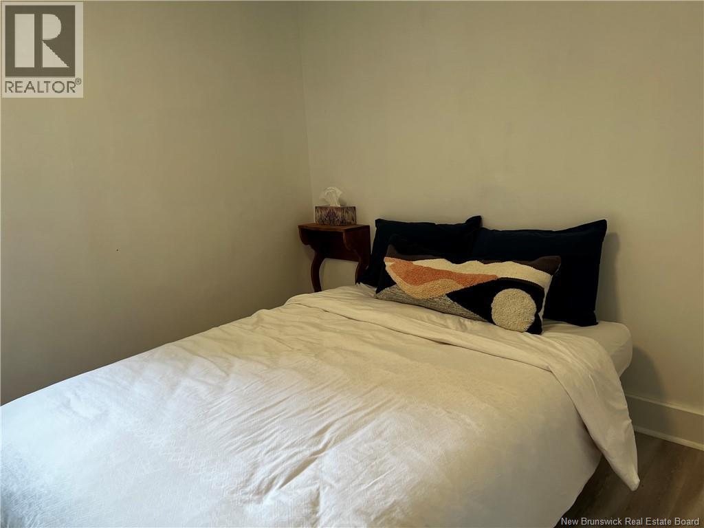 437 Northfield Avenue Property Photo 6