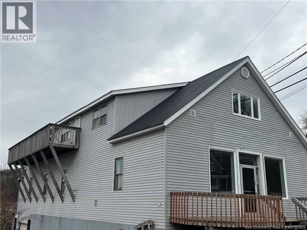 929 Perth Main Street Property Photo 2
