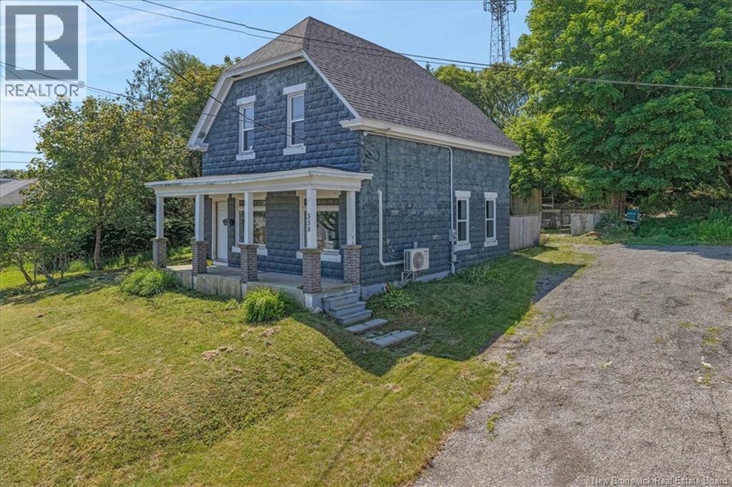 558 Lancaster Avenue Property Photo 2