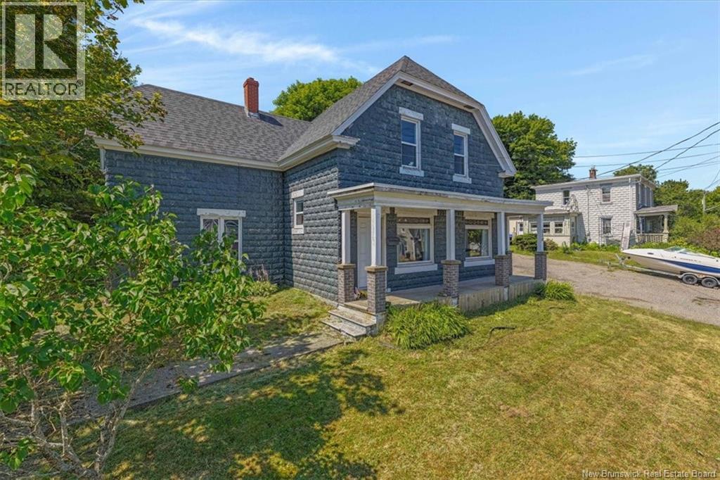 558 Lancaster Avenue Property Photo 3
