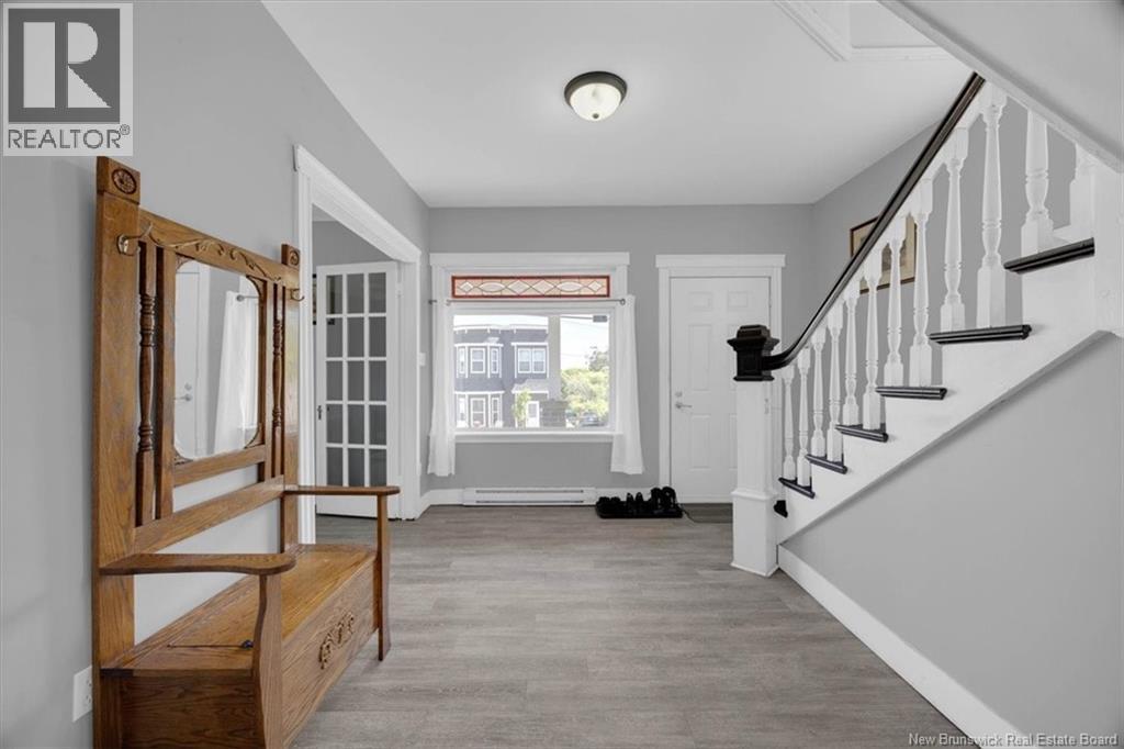 558 Lancaster Avenue Property Photo 6