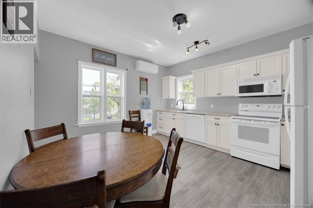 558 Lancaster Avenue Property Photo 10