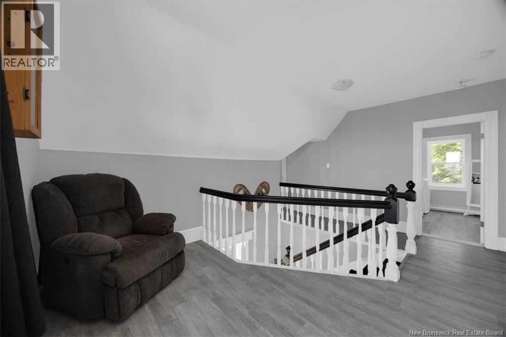 558 Lancaster Avenue Property Photo 17
