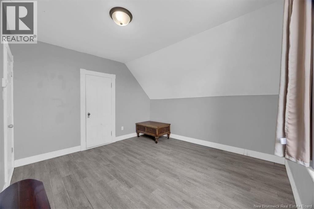 558 Lancaster Avenue Property Photo 18