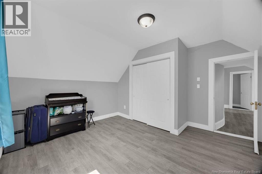 558 Lancaster Avenue Property Photo 25