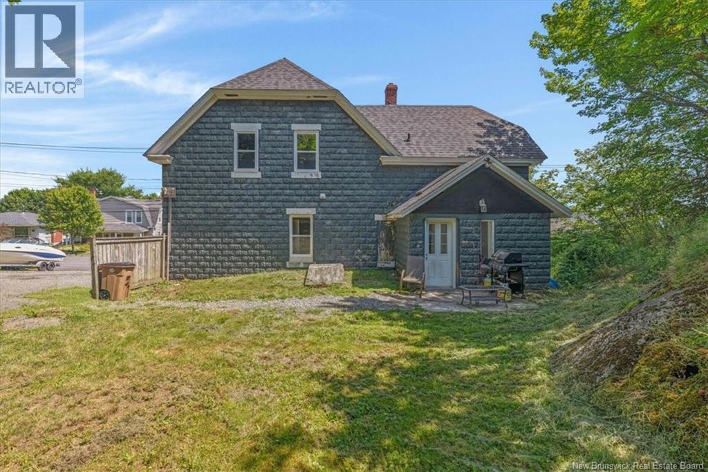 558 Lancaster Avenue Property Photo 28