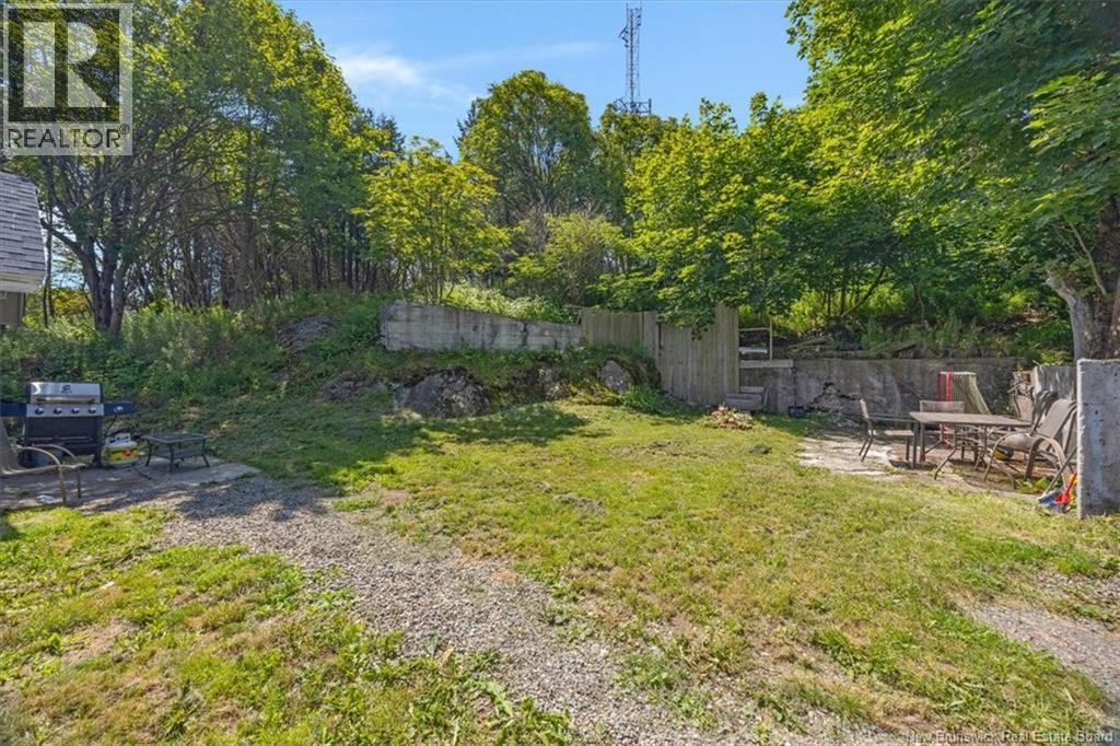 558 Lancaster Avenue Property Photo 31
