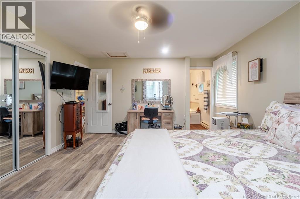 84 Mowrey Lane Property Photo 33