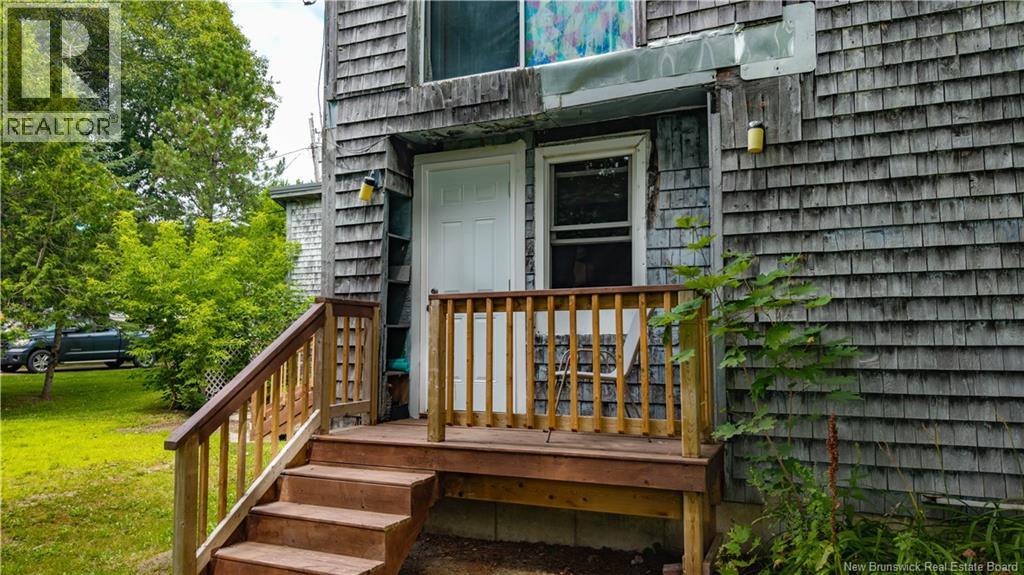 6 Parkwood Drive Property Photo 7