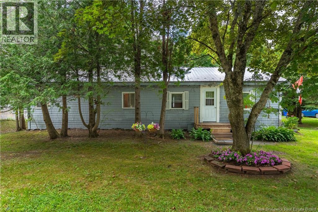 6 Parkwood Drive Property Photo 9
