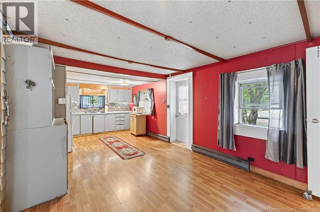 6 Parkwood Drive Property Photo 14