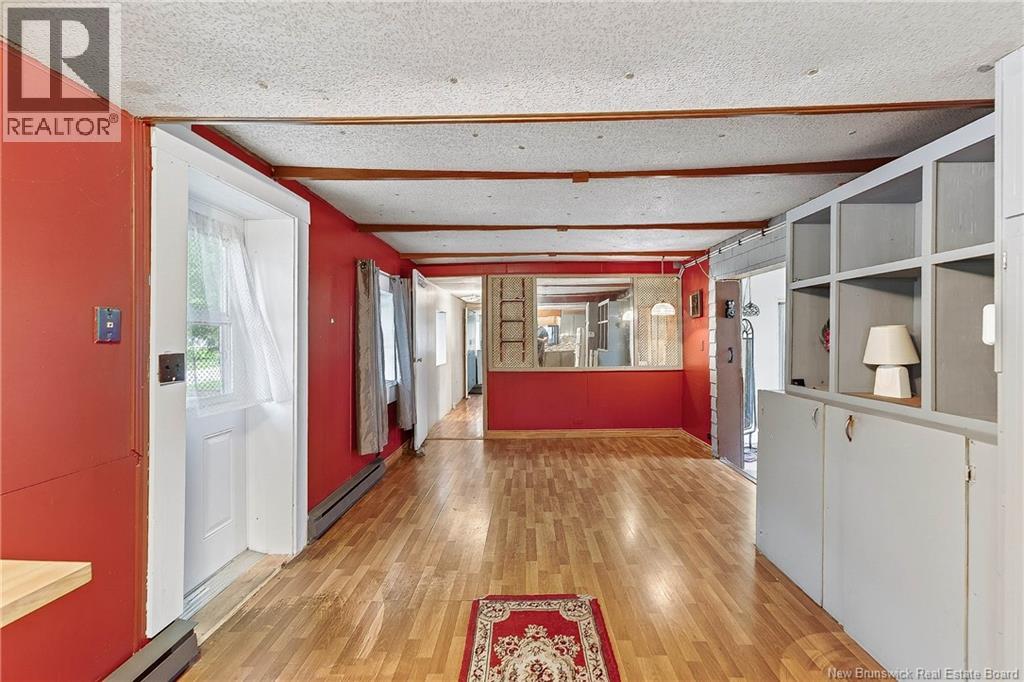 6 Parkwood Drive Property Photo 16