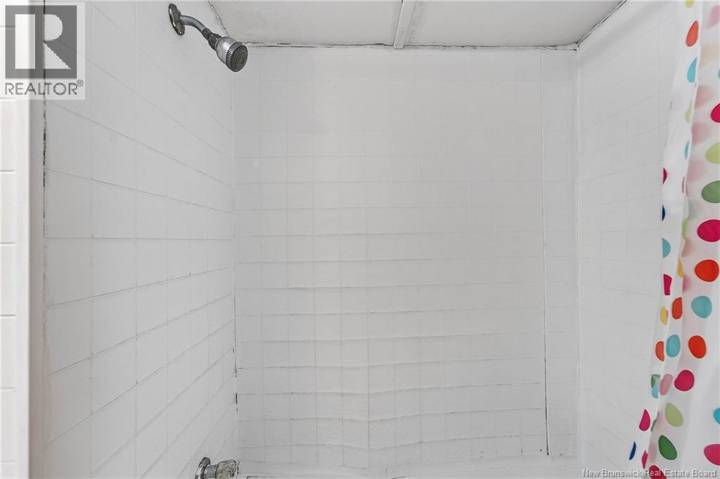 6 Parkwood Drive Property Photo 32