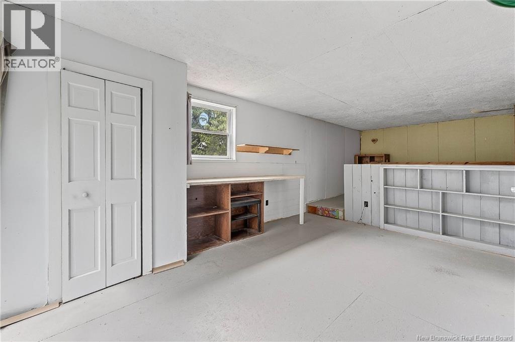 6 Parkwood Drive Property Photo 40