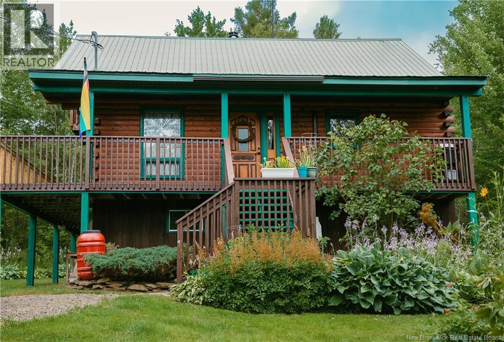 1734 Lakeview Road