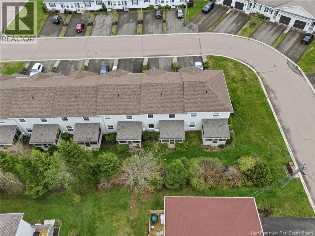98 Firmin Crescent Property Photo 3