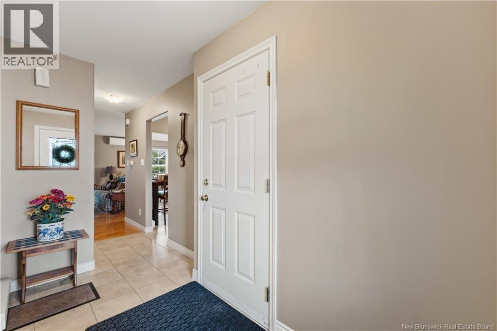 98 Firmin Crescent Property Photo 8