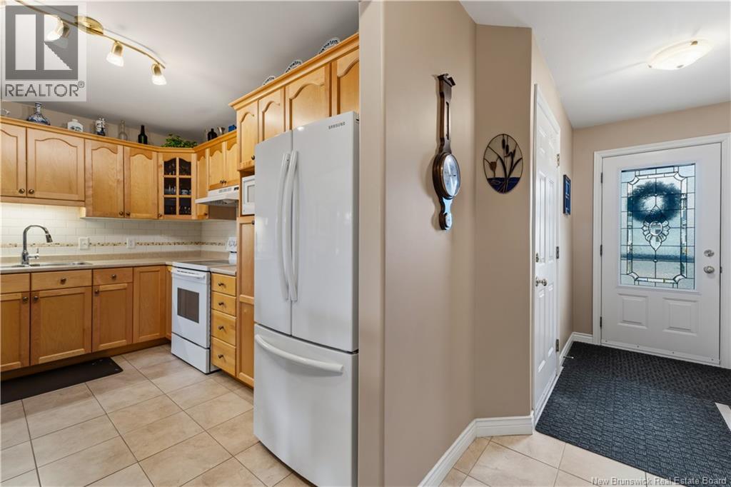 98 Firmin Crescent Property Photo 11