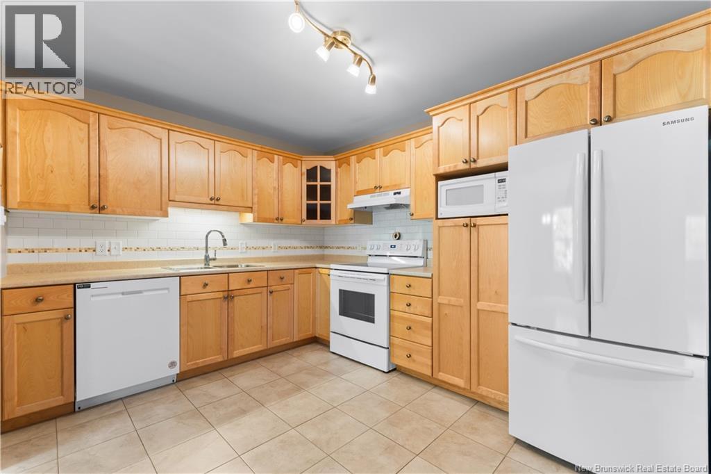 98 Firmin Crescent Property Photo 13