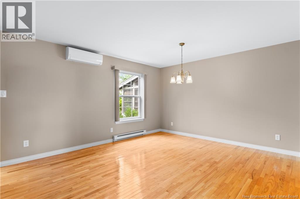 98 Firmin Crescent Property Photo 15