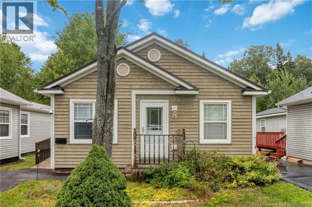 43 Sequoia Drive