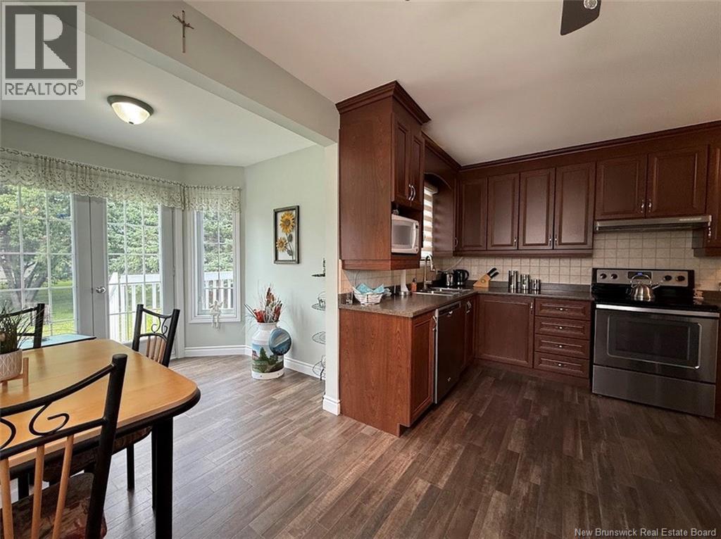 26 Des Soeurs Street Property Photo 5