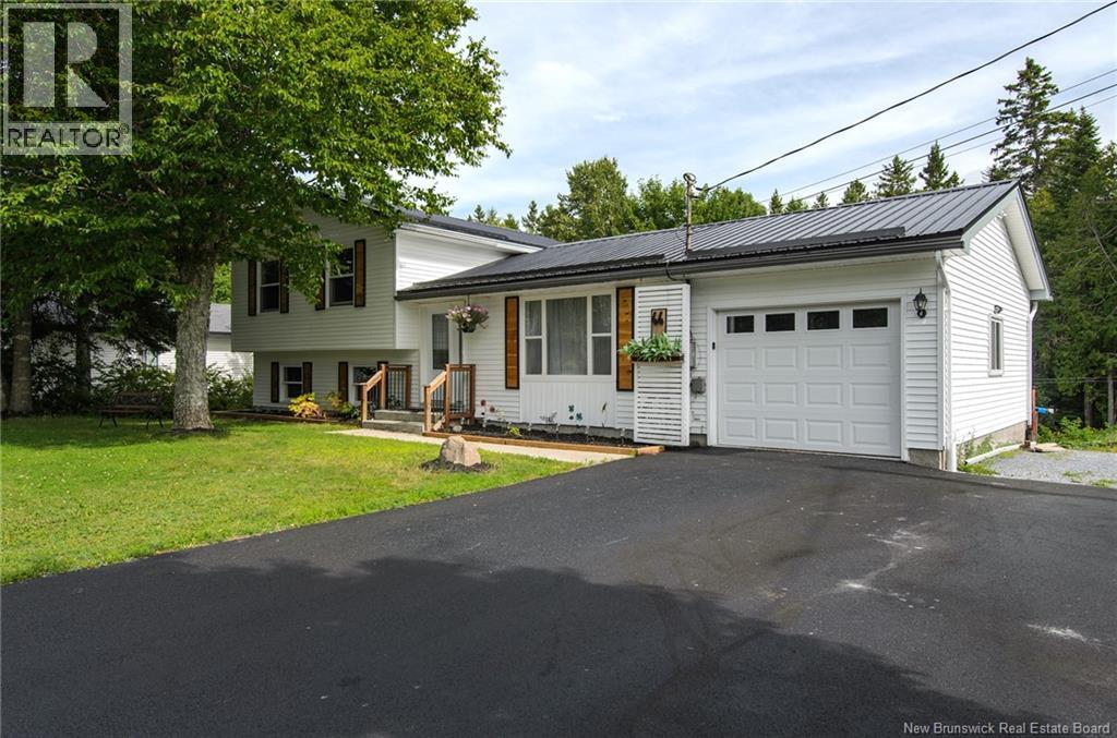 44 Wedgewood Drive Property Photo 1