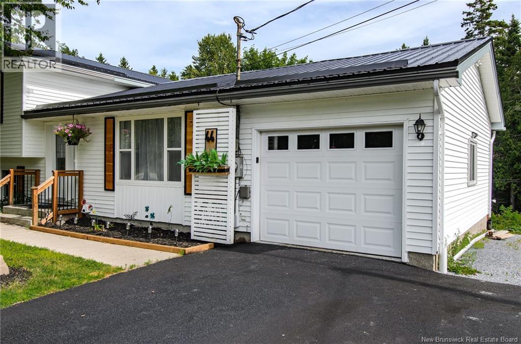 44 Wedgewood Drive Property Photo 2