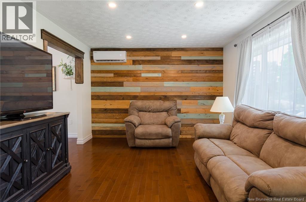 44 Wedgewood Drive Property Photo 4