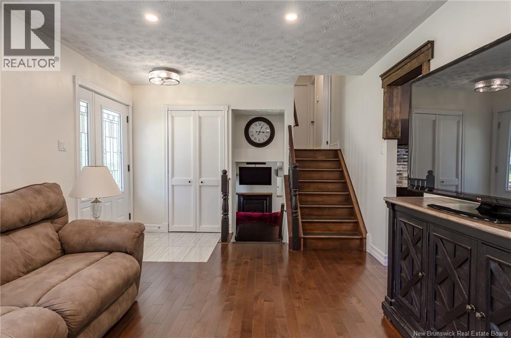 44 Wedgewood Drive Property Photo 6