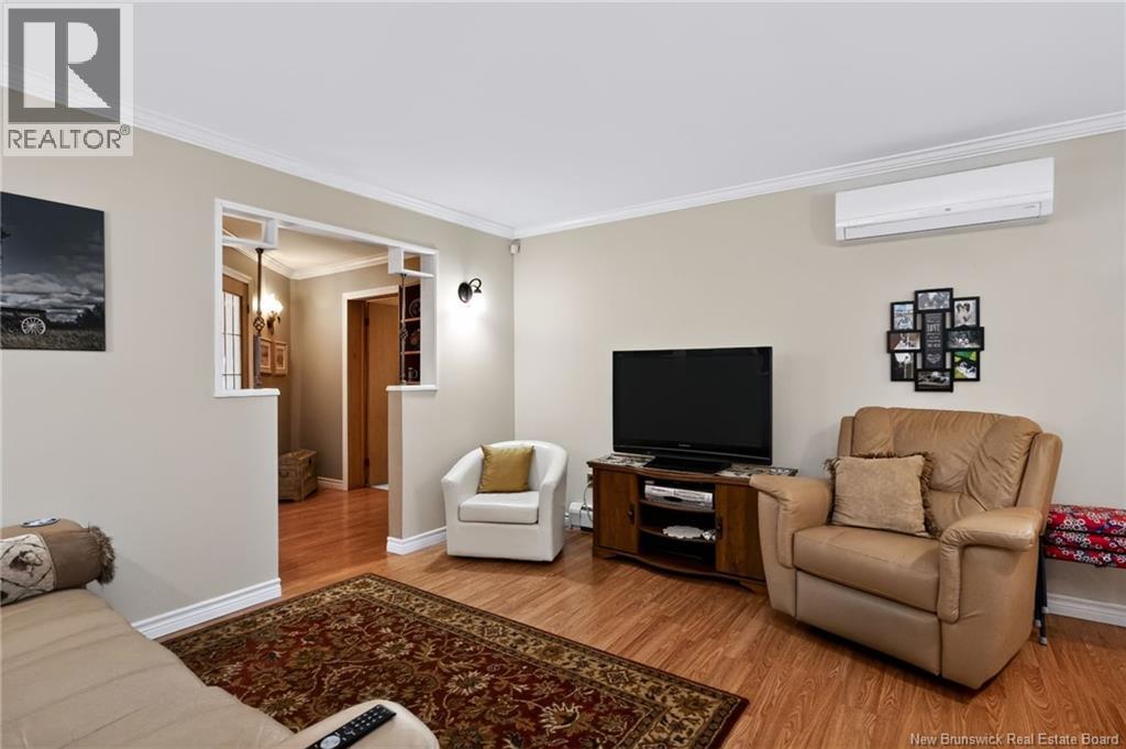 29 Hillhurst Property Photo 16