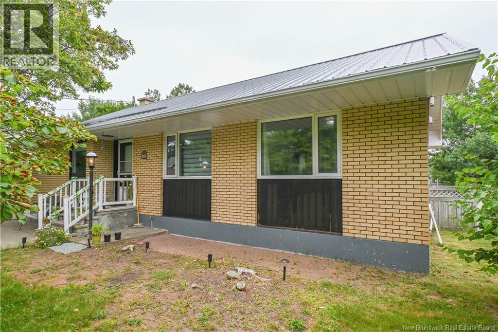 163 Des Peupliers Street Property Photo 2